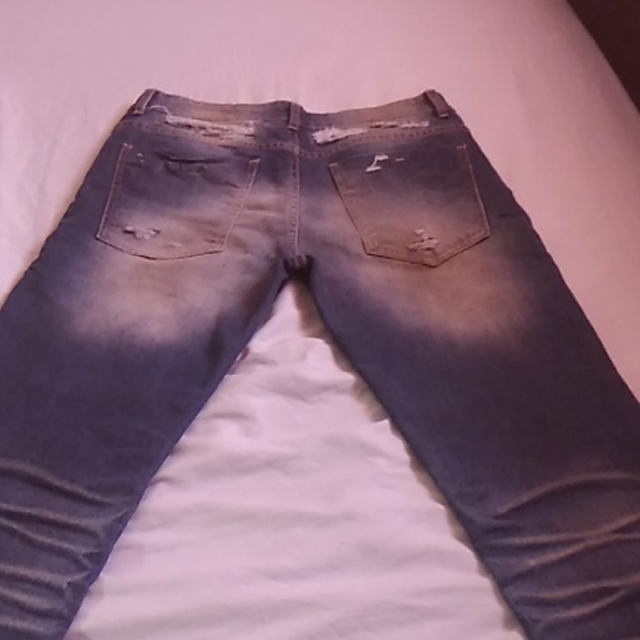 jeans - Picture 10 of 10